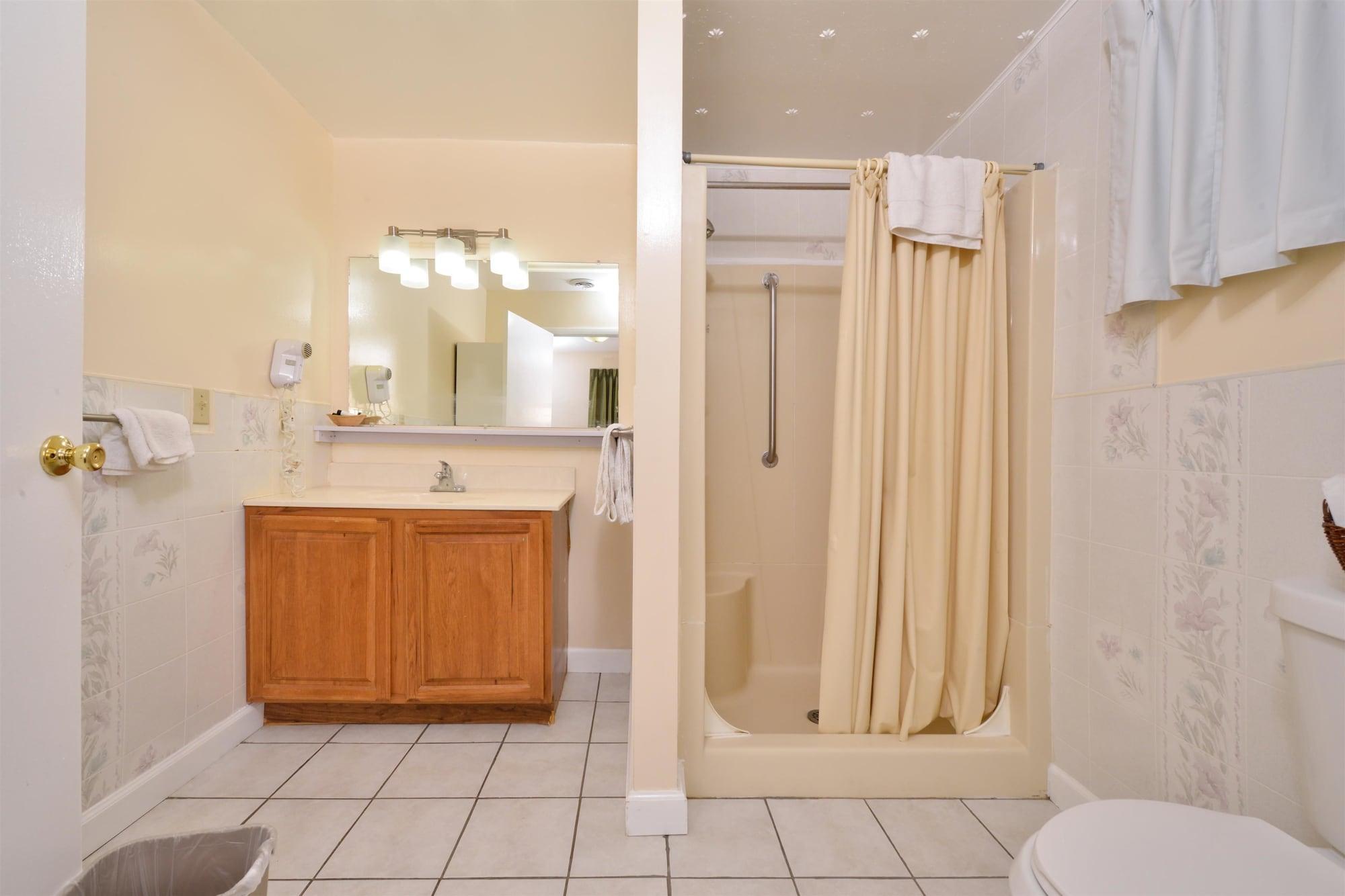 Americas Best Value Inn Jonesville/Hillsdale Ngoại thất bức ảnh