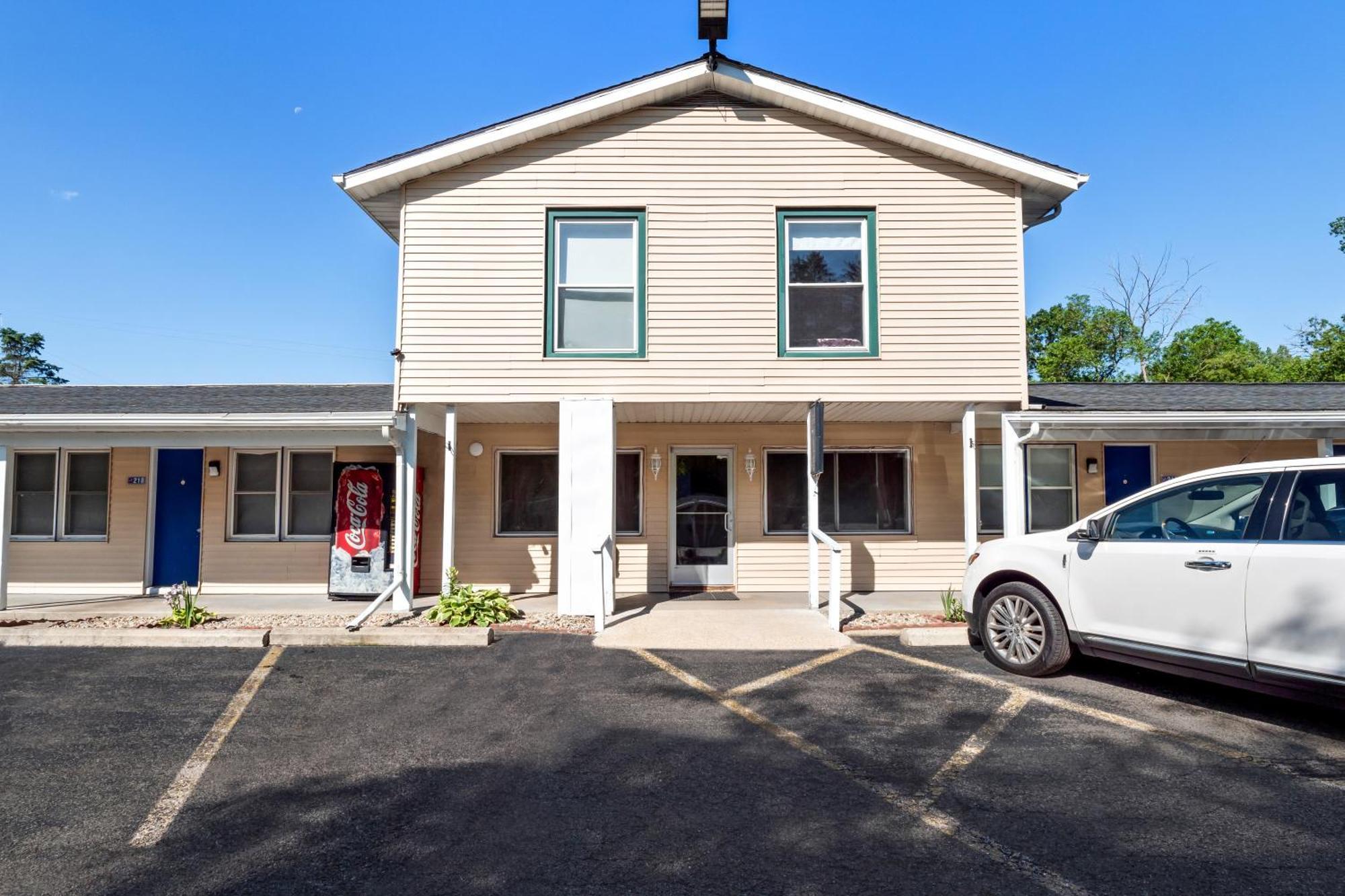 Americas Best Value Inn Jonesville/Hillsdale Ngoại thất bức ảnh
