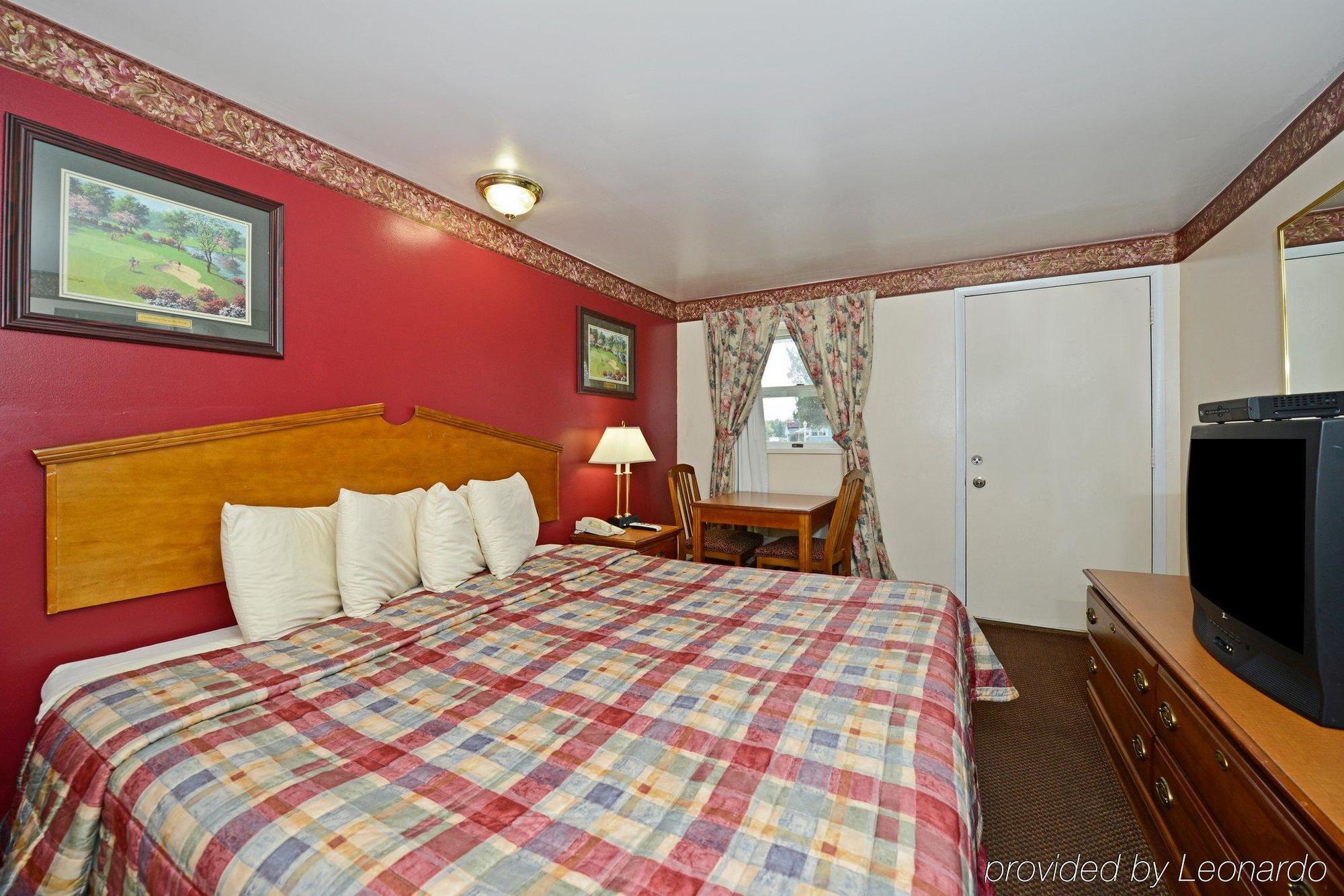 Americas Best Value Inn Jonesville/Hillsdale Phòng bức ảnh